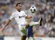 开云下载-孤绝者的荣光，当骑士的剑刃刺破魔咒，保罗用传奇点亮暗夜