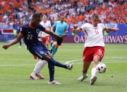 开云体育直播-波兰队横扫奥地利队，梁靖崑带队取胜的简单介绍