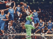 开云体育-奥运周期关键战之夜，詹姆斯惊艳四座