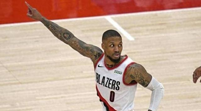 关于法国男篮血洗雷霆，利拉德统治全场的信息