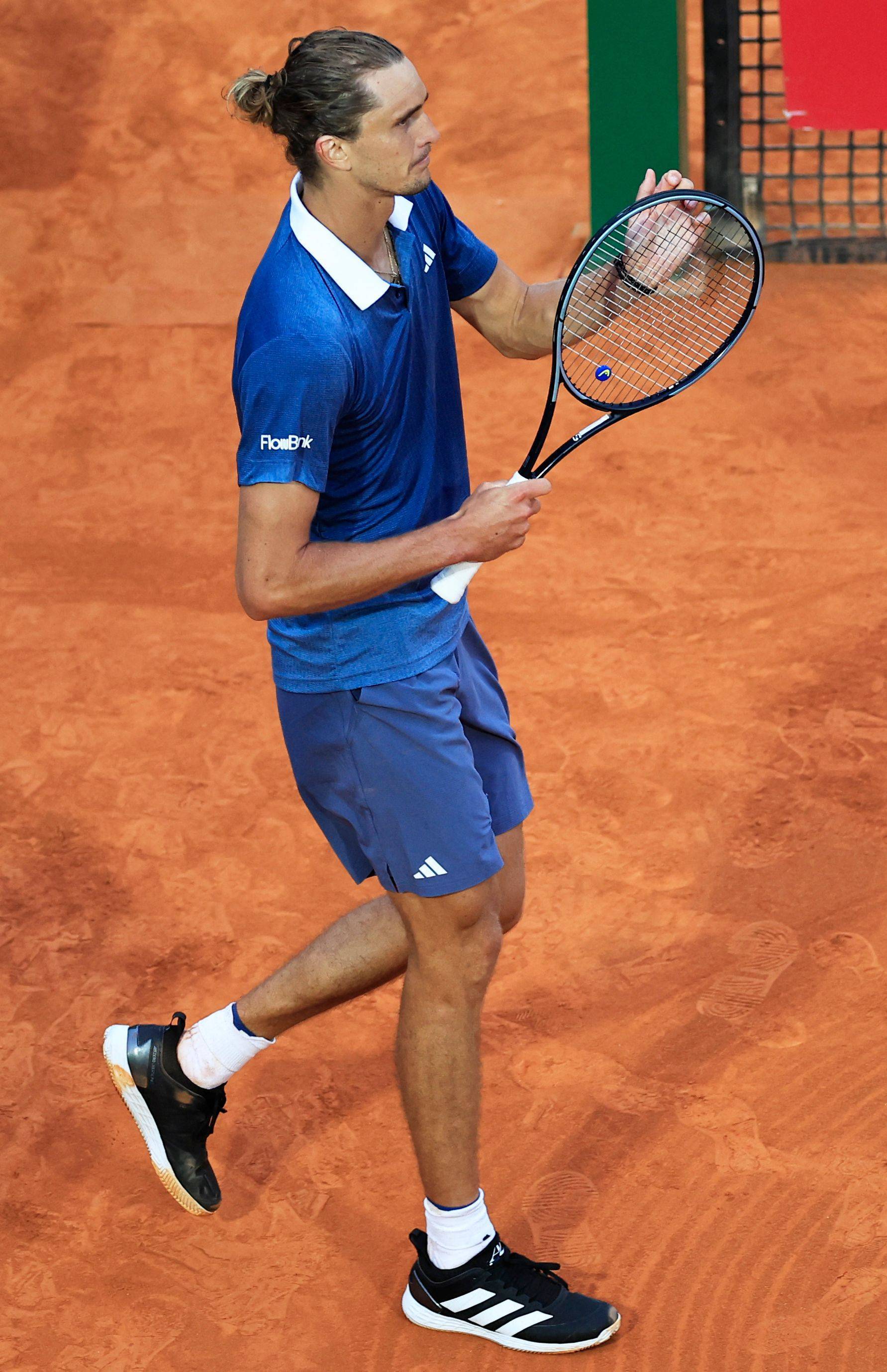 日本网球队绝杀德国网球队，兹维列夫一己之力扛起全队的简单介绍