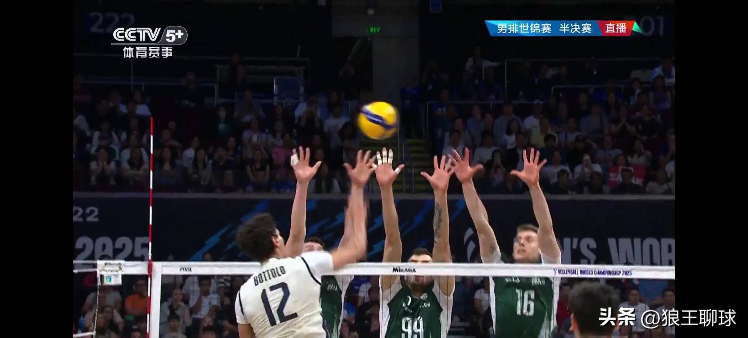 波兰队横扫奥地利队，梁靖崑带队取胜的简单介绍