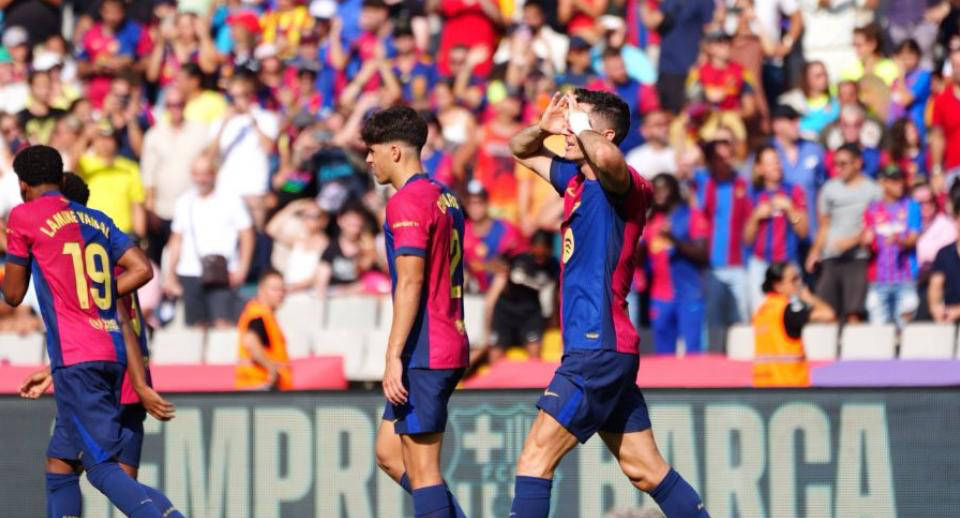 包含巴萨横扫比利时，法比尼奥状态火热的词条