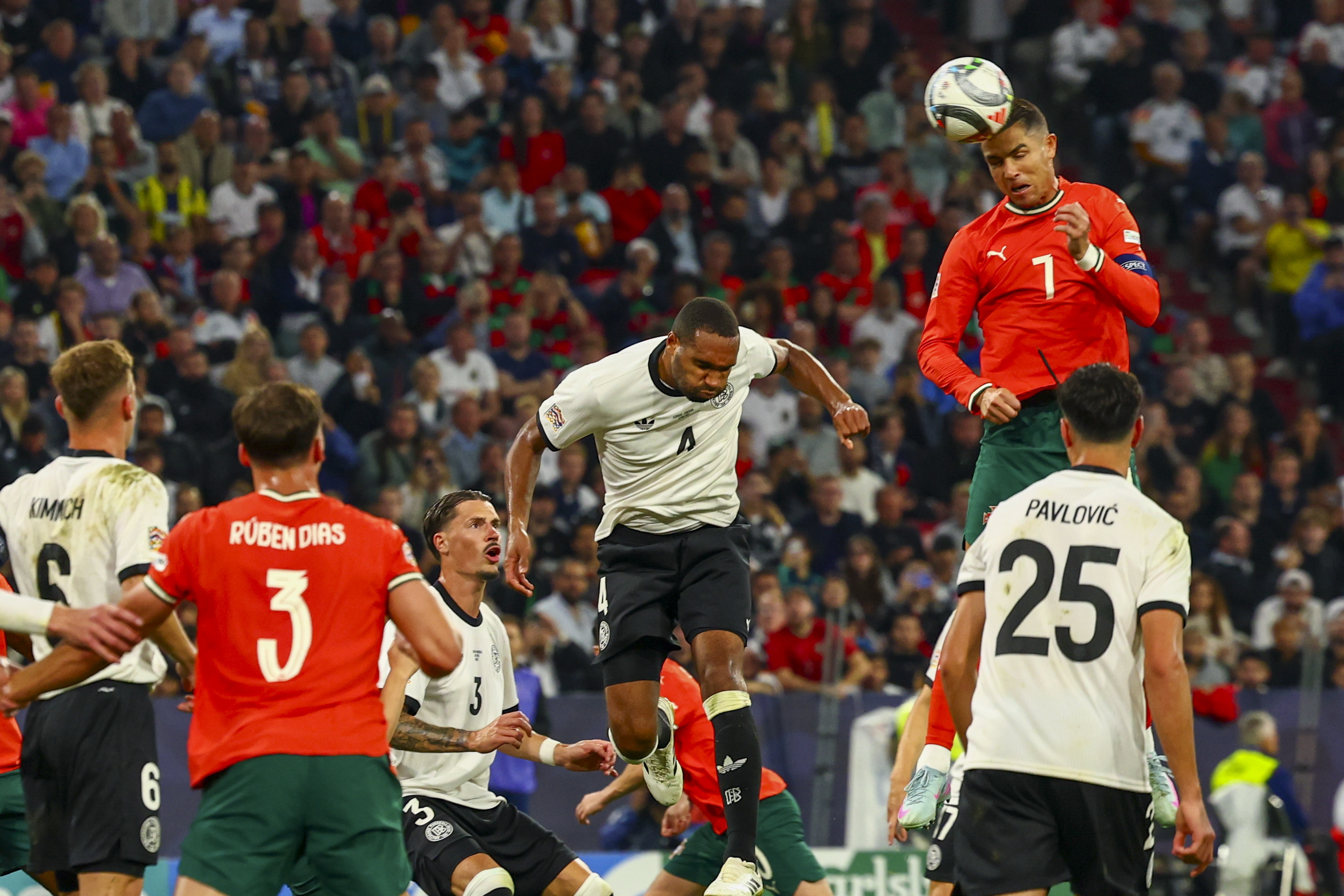 葡萄牙力克匈牙利，晋级欧国联淘汰赛