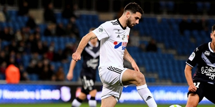 第戎将在主场迎战亚眠，谁能笑到最后？的简单介绍