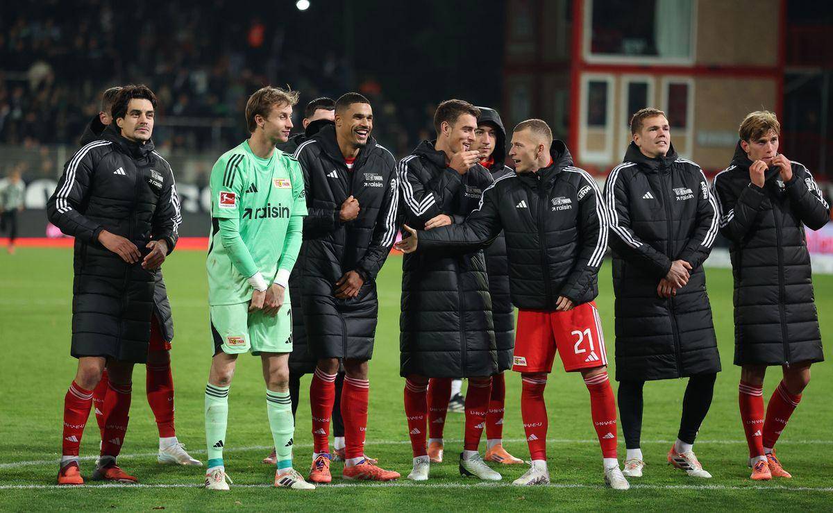 包含比利亚雷亚尔客场大胜,排名继续攀升的词条 包含比利亚雷亚尔客场大胜,排名继续攀升的词条