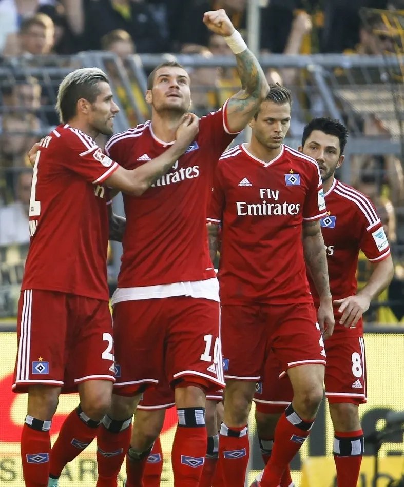 汉堡队在比赛中大放异彩，实力压倒对手的简单介绍