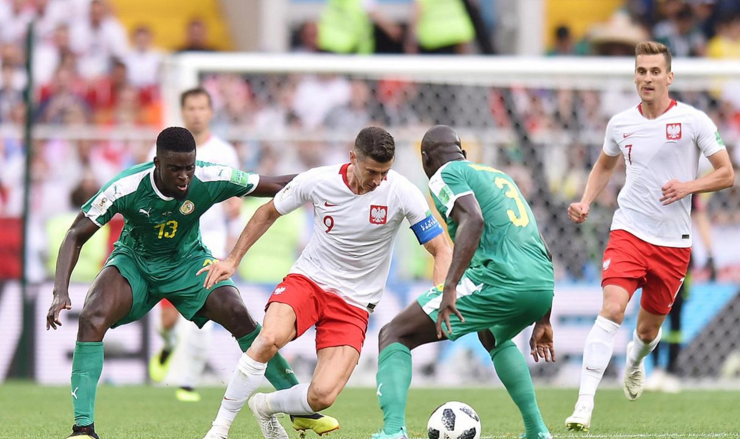 克罗地亚国家队艰难晋级，欧预赛前路坎坷的简单介绍