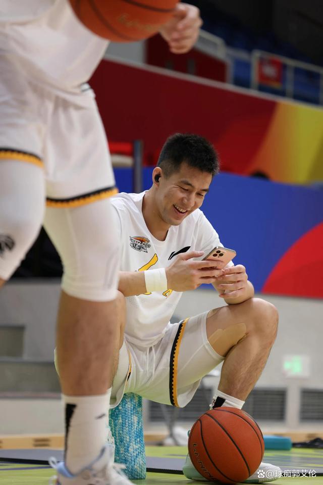 公牛绝杀太阳，郭艾伦高光表现的简单介绍