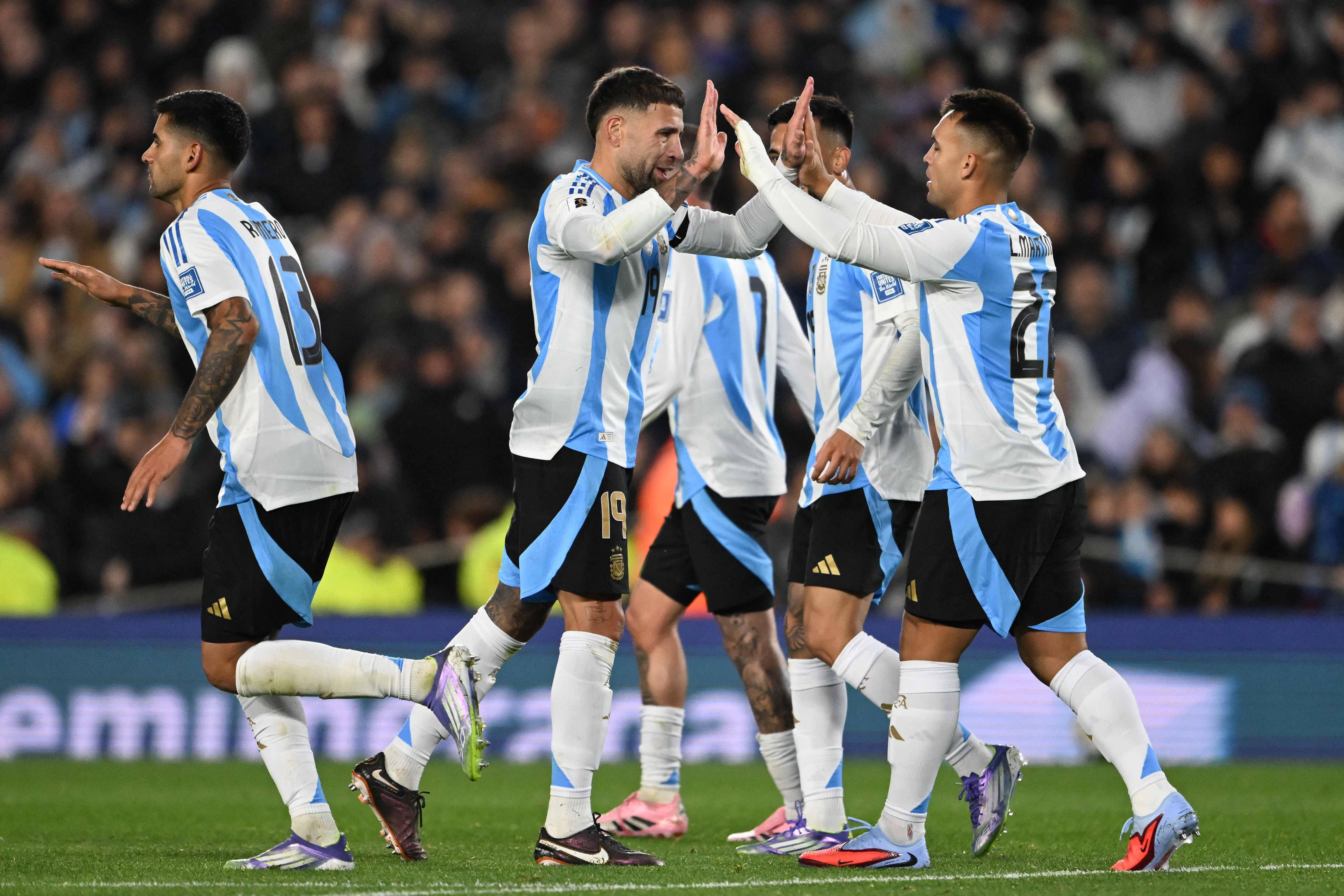 委内瑞拉队在国际足球比赛中展现实力 委内瑞拉队在国际足球比赛中展现实力