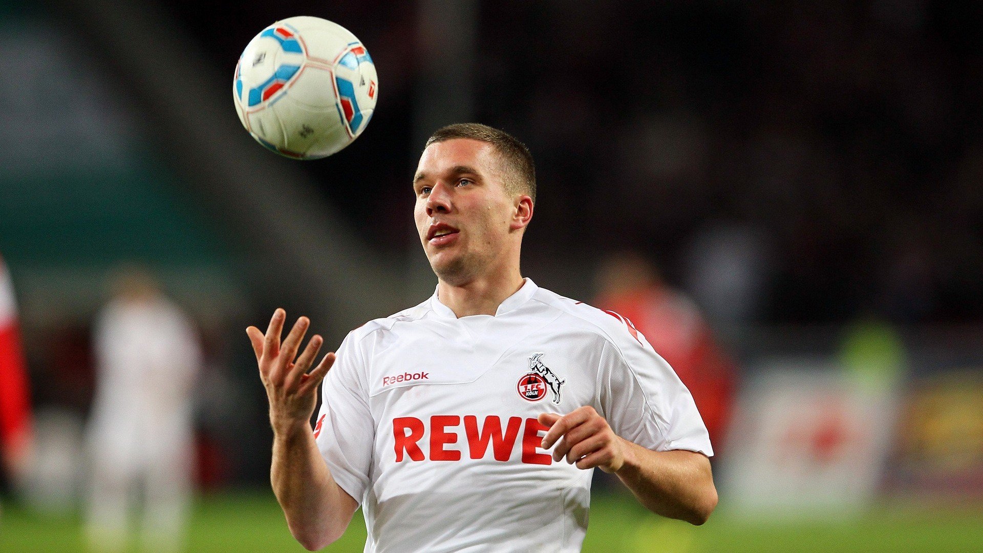 统治级表现！英格拉姆狂轰40+三双，奇才硬仗力克魔术