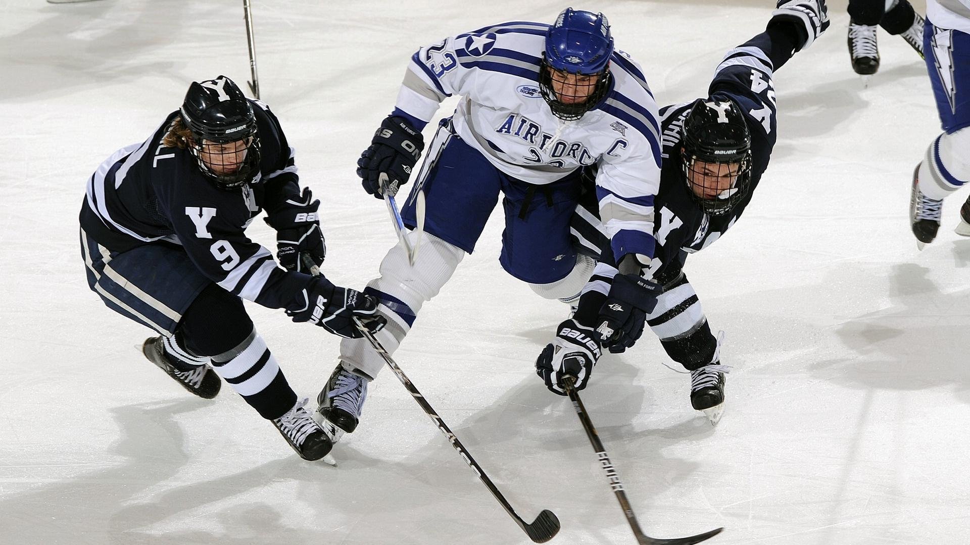从马里到摩洛哥,莱万如何以无可争议的全场最佳引领强势晋级