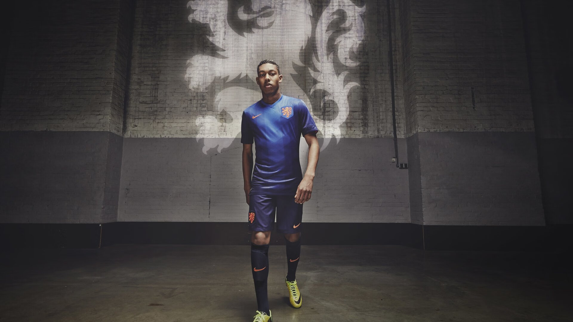 足球的救赎与颠覆，蒂亚戈的自我超越与伊拉克对巴西的战术解构